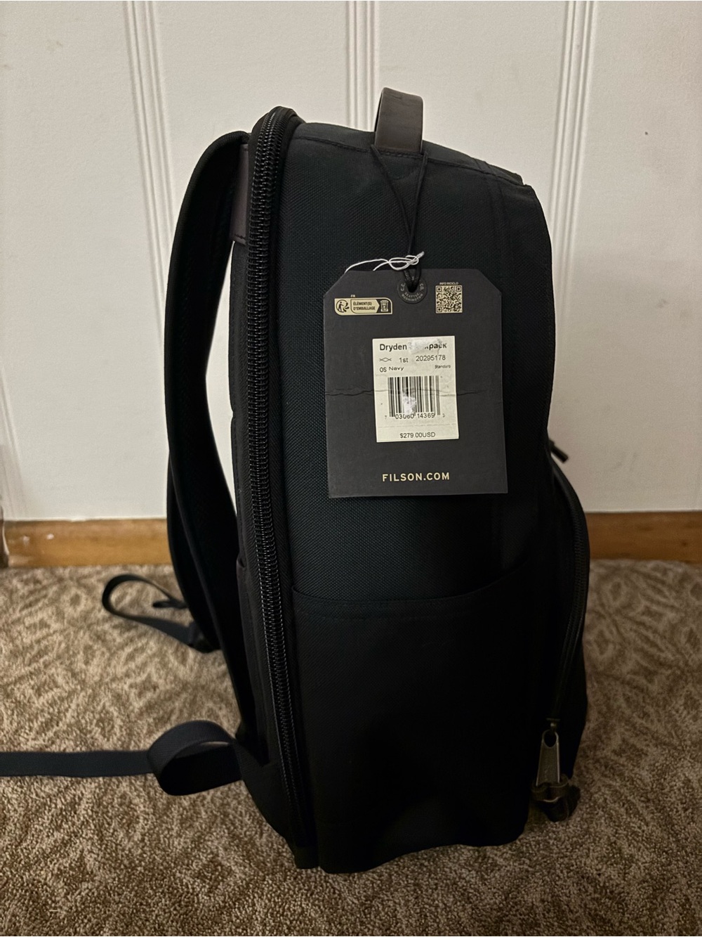 Filson Dryden Ballistic Nylon
Backpack Exclusive - 25L - Navy - Picture 9 of 10